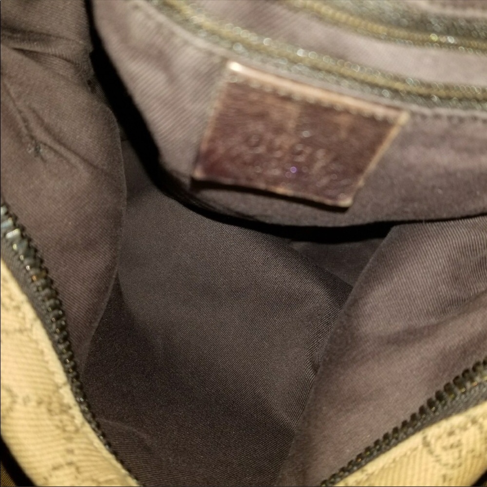 AUTHENTIC ***Gucci canvas bag !!💖💖💖light wear - Picture 4 of 8